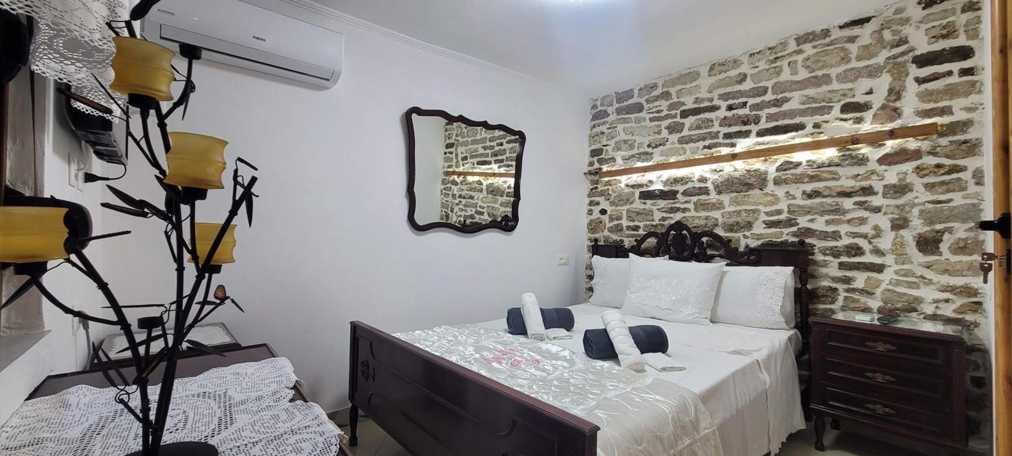 Guest House Emily Αργυρόκαστρο Εξωτερικό φωτογραφία